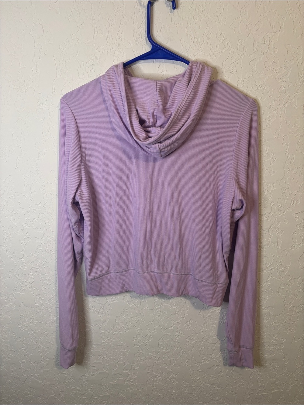 Skims cropped ribbed lilac colored full zip hoodie - Picture 5 of 5